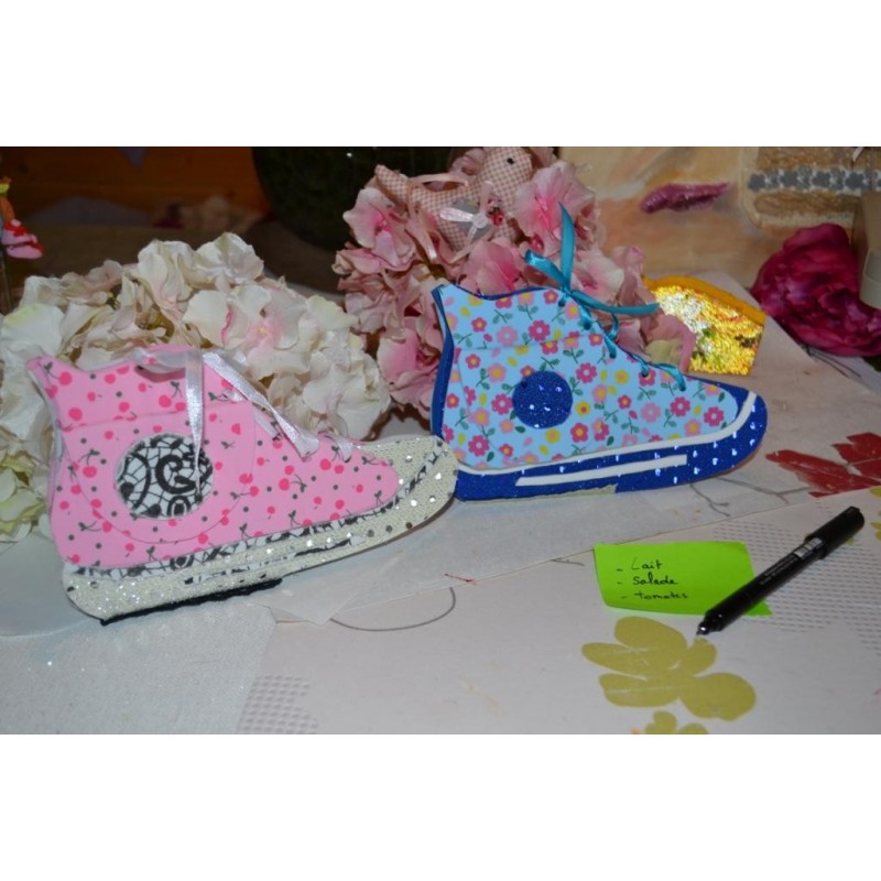 Patron - Gabarit pour bloc Notes "Bien dans ses Baskets" Patron - Gabarit pour bloc Notes "Bien dans ses Baskets"