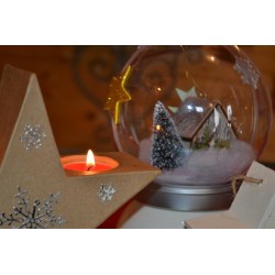Support à décorer en Médium  Botte de Noël Ajouré (A suspendre ou à poser)  Modèle Moyen 10 x 8 cm
