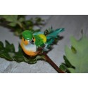 Oiseau miniature en plume vert , à suspendre ou pour embellissement ,1pièce 7 x 4,5 cm