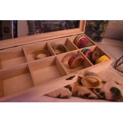 Boîte en bois, avec fermeture métallique, vitrine et compartiments, à décorer, thé et divers, (dim. 32x16x6 cm)