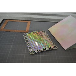 Papier hologramme Design motifs côté métallique argenté brillant A4 210x297 mm, environ 120 gr (vendue à l'unité)