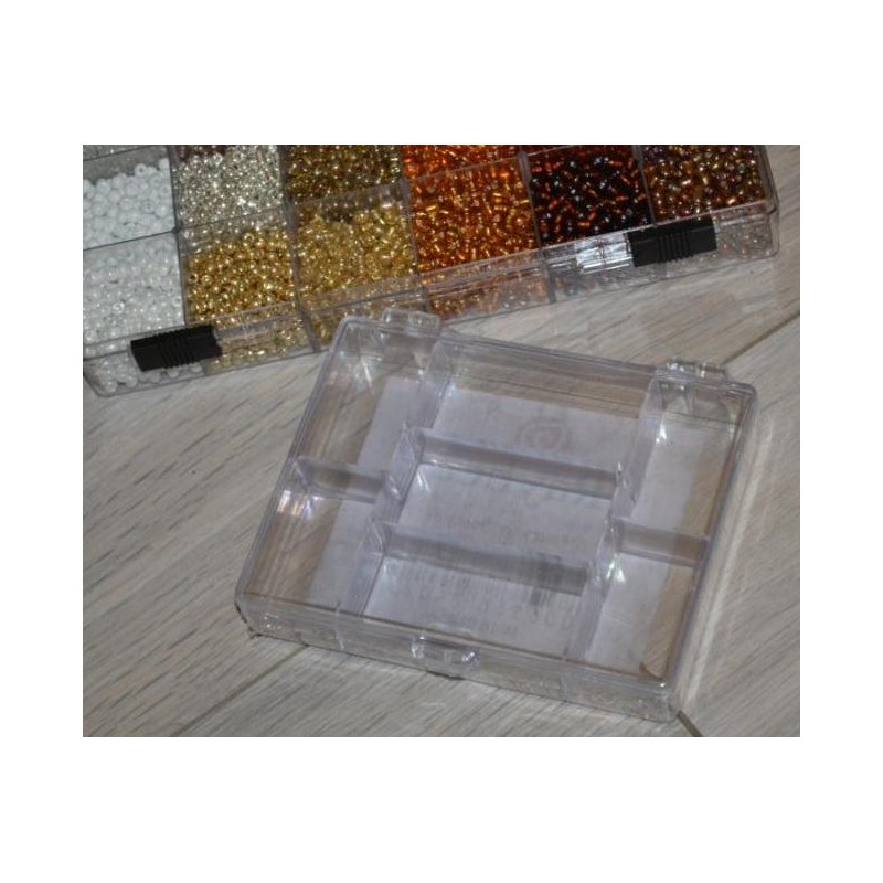 Boîte mini rangement perles et accessoires plastique cristal 7 compartiments  de Le Basique, 3,90 €