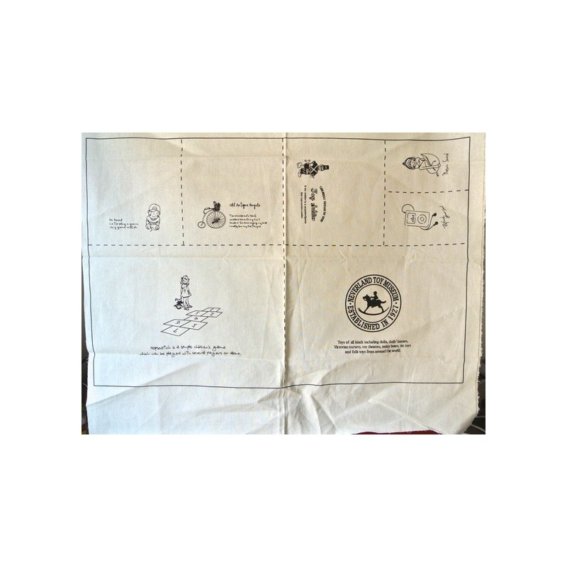 Tissu 100 % coton Motifs Jouets enfant "Enfance" panneau blanc cassé (68 x 62 cm)