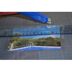 Feuille transparente plastique  épais 0.25 micron, A4 effet holographique (vendue à l'unité)