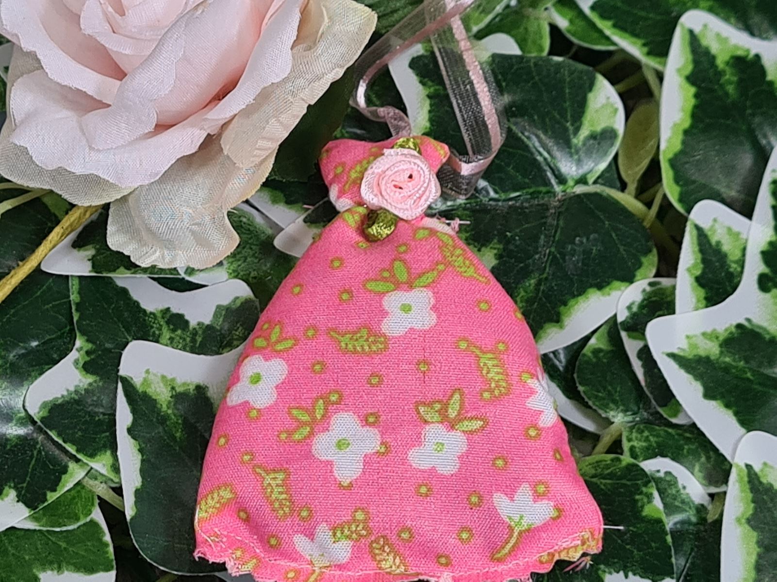 Sachet Robe Designs Atelier COUTURE FACILE - ♻️ PRODUITS NATURELS : Réalisation de SACHETS ...